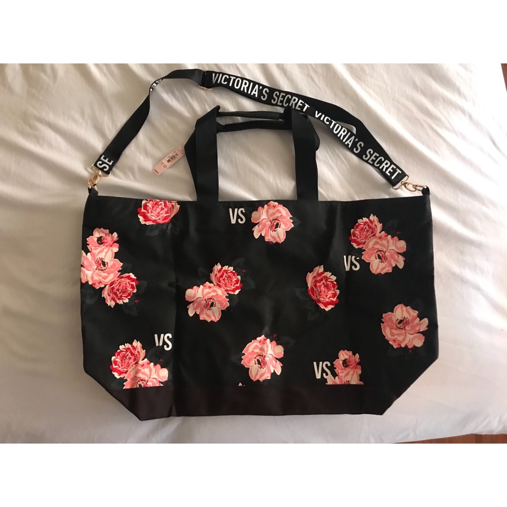 Victoria’s Secret Tote Bag ✨🌸🌺